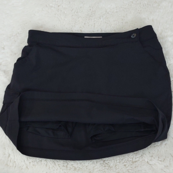 Columbia Pfg, Size 6,Black Women's Skirt - Picture 6 of 16